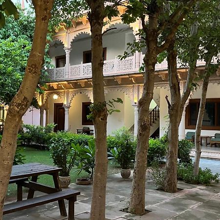 Hotel Sunbird Bharatpur Exterior photo