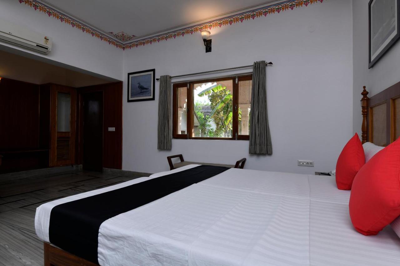 Hotel Sunbird Bharatpur Exterior photo
