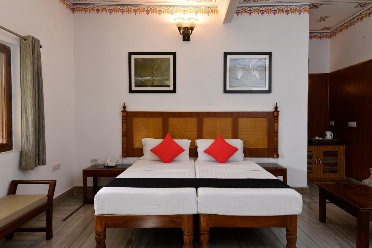 Hotel Sunbird Bharatpur Exterior photo