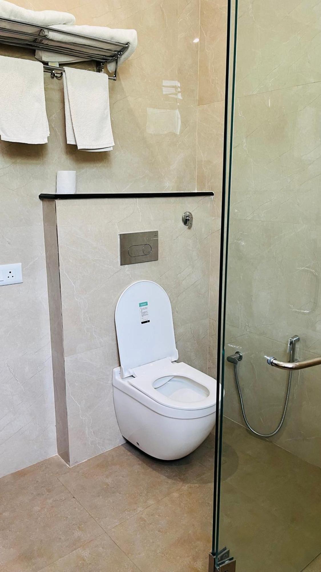 Hotel Sunbird Bharatpur Exterior photo